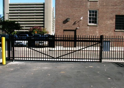 02-Commercial aluminum fence in Canal Winchester