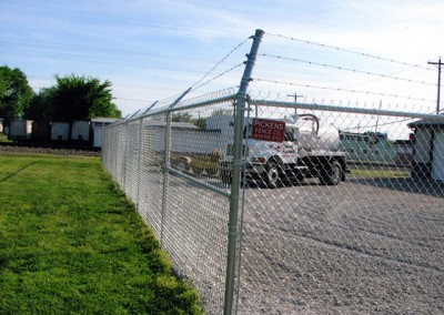 01-Commercial chainlink fence in Groveport