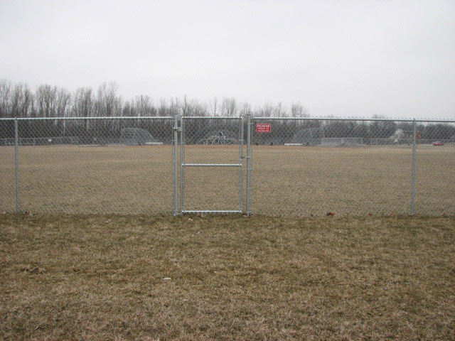 Commercial chainlink fence by Pickens Fence