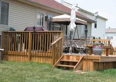 06-Deck fence in Canal Winchester